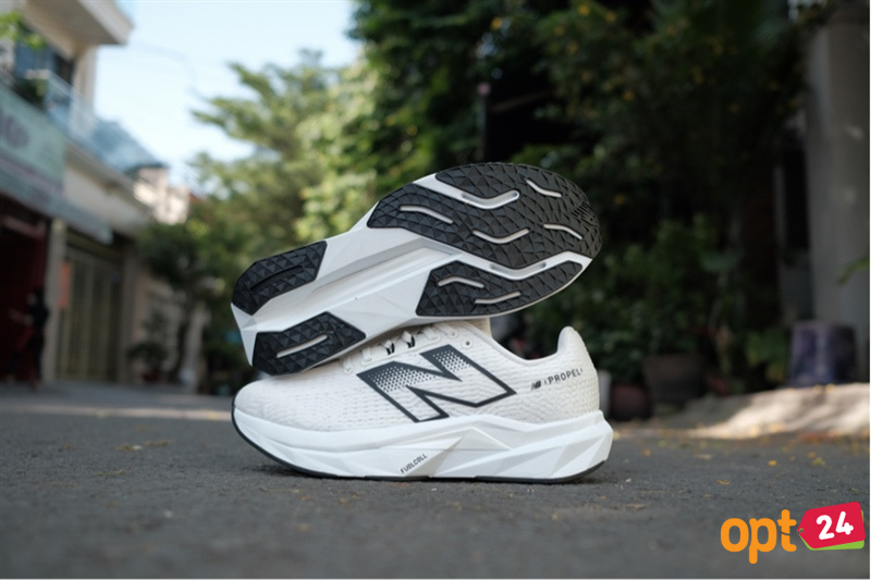 Купити оптом Чоловічі кросівки New Balance MFCPRCW5 - Фото 5